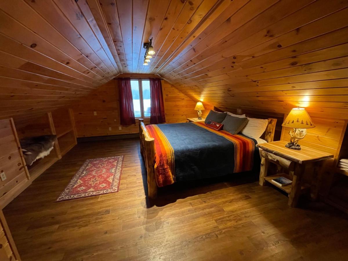 Adirondack Lake Cabins Hotel Indian Lake Eksteriør billede