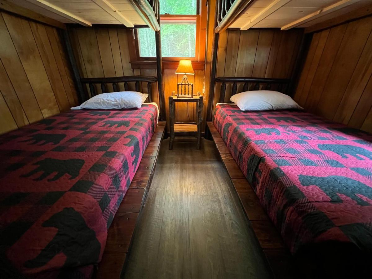 Adirondack Lake Cabins Hotel Indian Lake Eksteriør billede